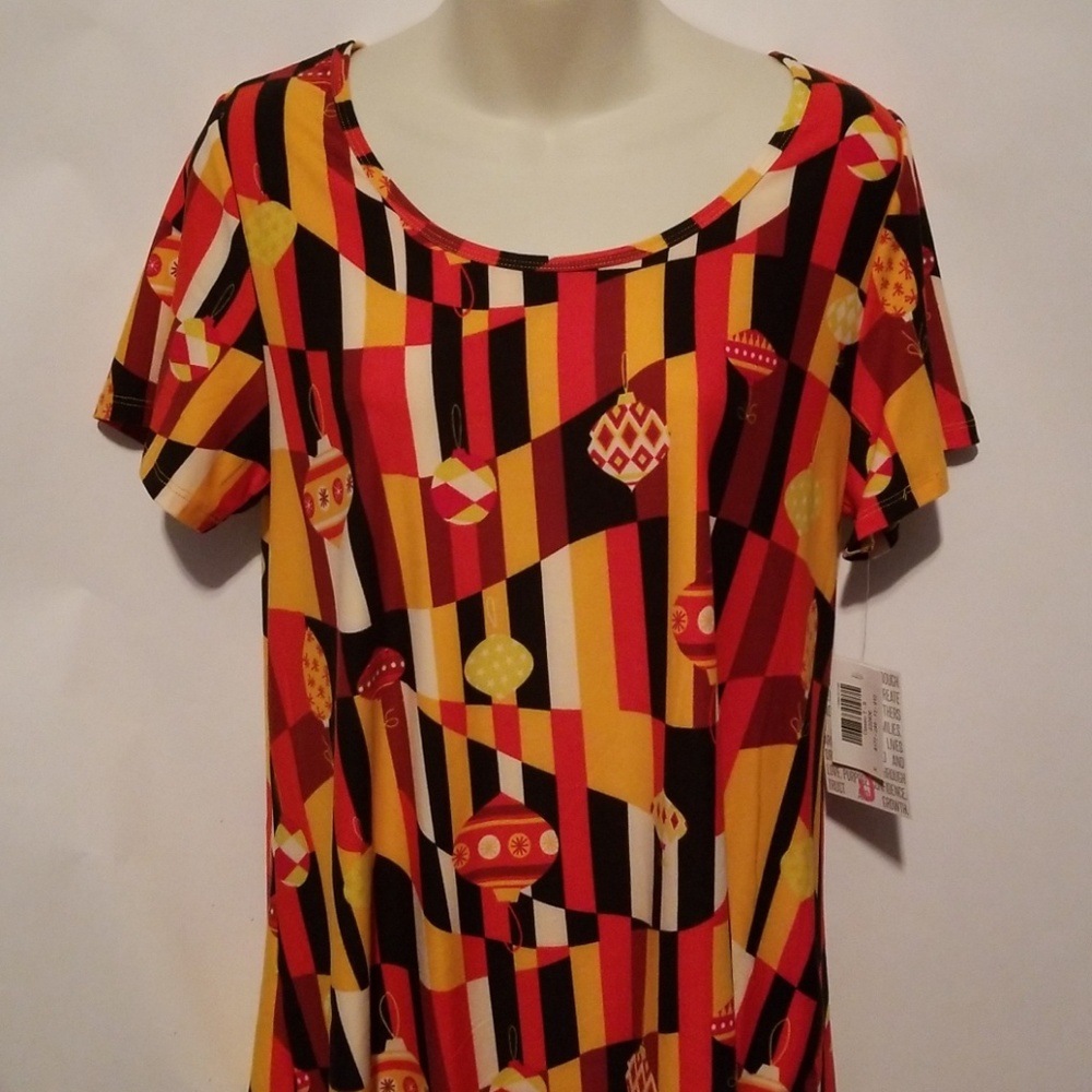 Lularoe Holiday Classic T